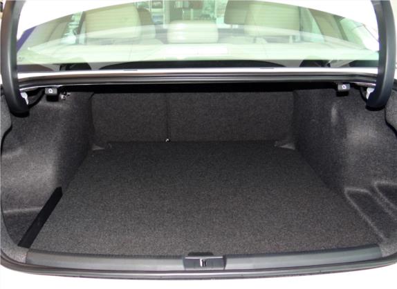 帕萨特 2014款 1.8TSI 自动尊荣版 车厢座椅   后备厢