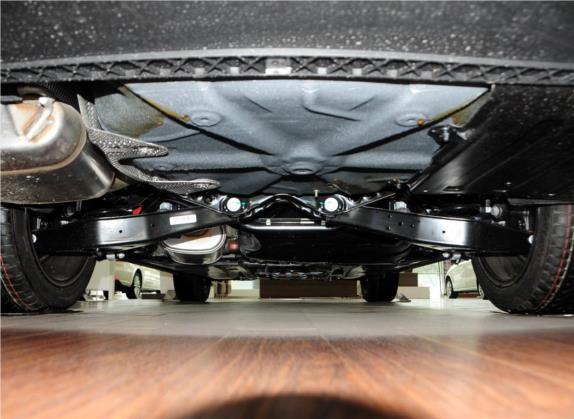 帕萨特 2014款 1.8TSI DSG 30周年纪念版 其他细节类   后悬架