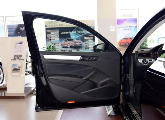 帕萨特 2015款 1.8TSI DSG尊荣版 车厢座椅   前门板
