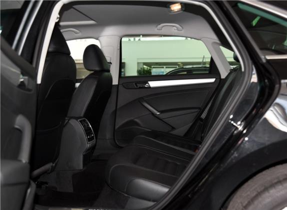 帕萨特 2015款 2.0TSI DSG御尊版 车厢座椅   后排空间