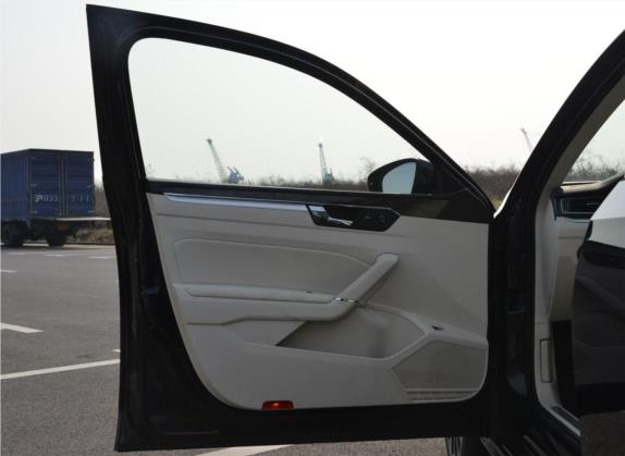 帕萨特 2016款 380TSI DSG至尊版 车厢座椅   前门板