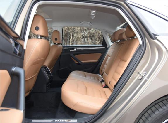 帕萨特 2016款 330TSI DSG御尊版 车厢座椅   后排空间