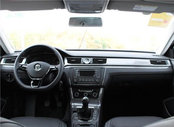 帕萨特 2016款 280TSI 手动尊雅版 中控类   中控全图
