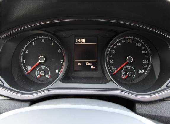 帕萨特 2016款 280TSI 手动尊雅版 中控类   仪表盘