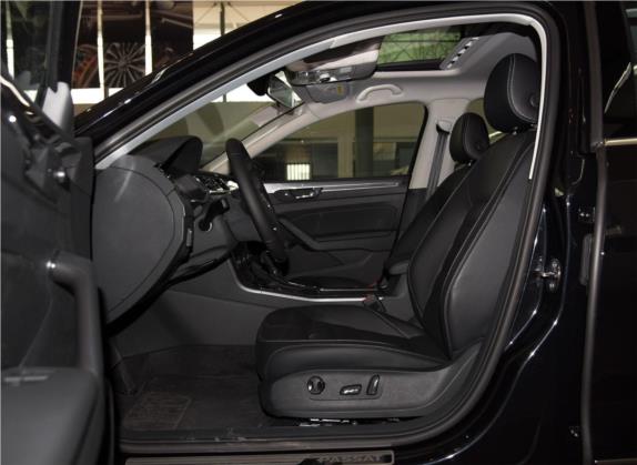 帕萨特 2016款 330TSI DSG尊荣版 车厢座椅   前排空间