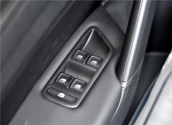 帕萨特 2017款 280TSI DSG尊雅版 车厢座椅   门窗控制