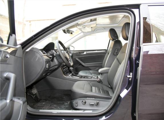 帕萨特 2017款 330TSI DSG领尊版 车厢座椅   前排空间