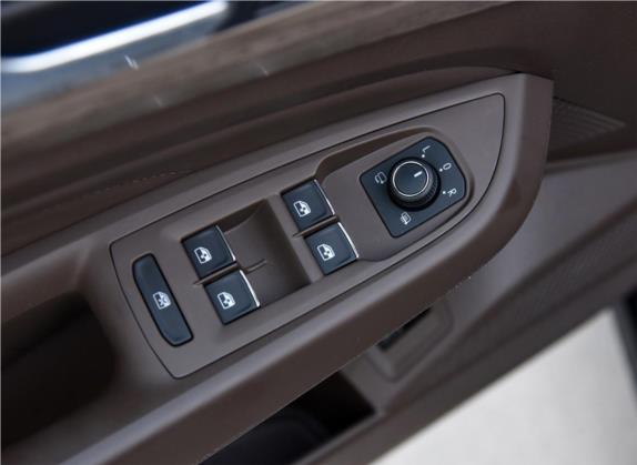 帕萨特 2019款 330TSI 尊贵版 国VI 车厢座椅   门窗控制
