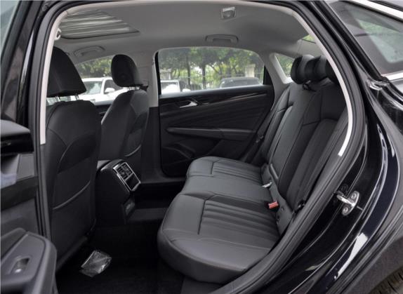 帕萨特 2019款 280TSI 商务版 国V 车厢座椅   后排空间