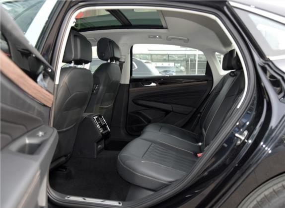帕萨特 2019款 380TSI 尊贵版 国VI 车厢座椅   后排空间