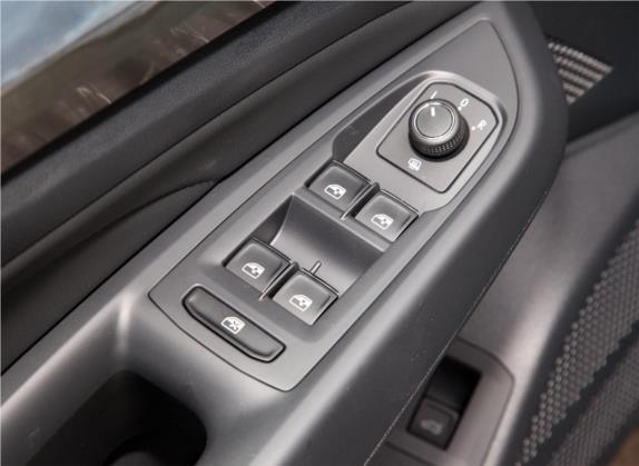 帕萨特 2020款 280TSI 精英版 国VI 车厢座椅   门窗控制
