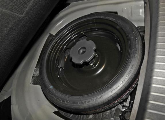 帕萨特 2020款 330TSI 豪华版 国V 其他细节类   备胎