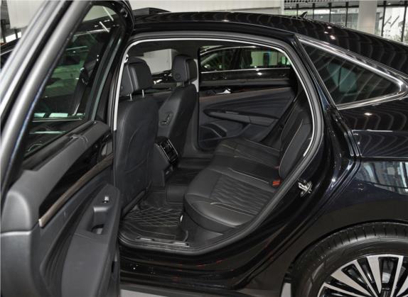 帕萨特 2020款 330TSI 豪华版 国V 车厢座椅   后排空间