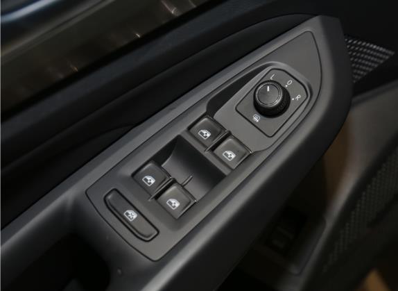 帕萨特 2020款 改款 280TSI 商务版 国VI 车厢座椅   门窗控制