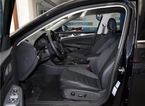 帕萨特 2020款 改款 280TSI 精英版 国VI 车厢座椅   前排空间