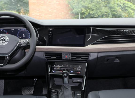 帕萨特 2020款 改款 380TSI 豪华版 国VI 中控类   中控台