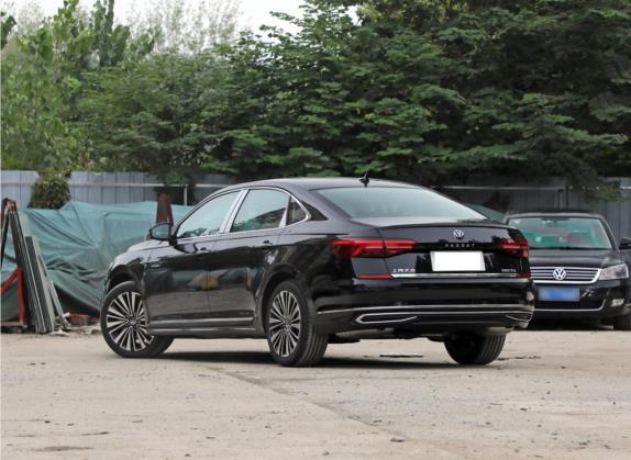 帕萨特 2020款 改款 380TSI 豪华版 国VI 外观   斜后