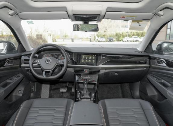 帕萨特 2021款 330TSI 精英版 中控类   中控全图