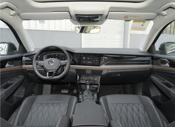 帕萨特 2021款 380TSI 尊贵版 中控类   中控全图