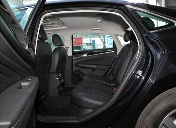 帕萨特 2022款 280TSI 商务版 车厢座椅   后排空间