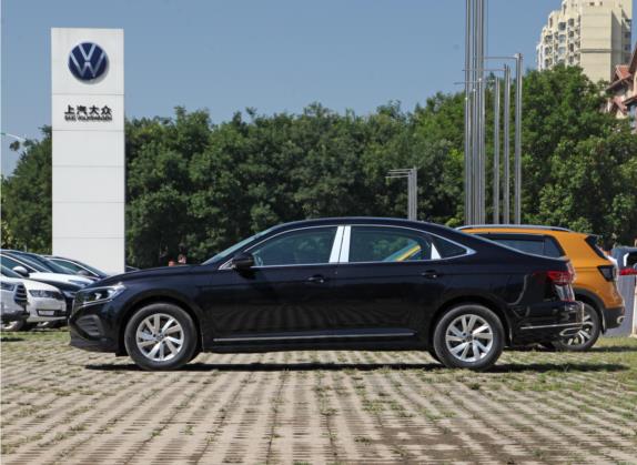 帕萨特 2022款 280TSI 商务版 外观   正侧