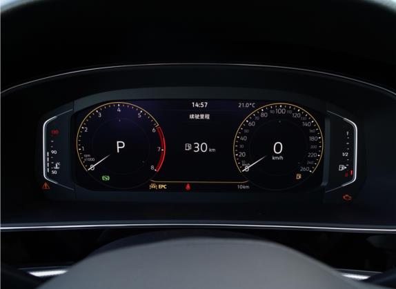 帕萨特 2023款 280TSI 精英版 中控类   仪表盘