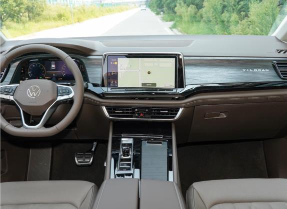 威然 2023款 380TSI 尊驰版 中控类   中控台