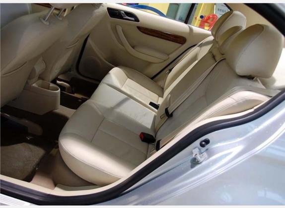 朗逸 2008款 1.6L 手动品轩版 车厢座椅   后排空间