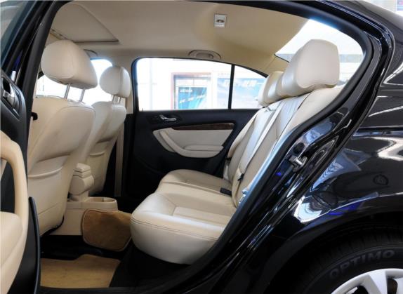 朗逸 2011款 1.6L 自动品轩版 车厢座椅   后排空间