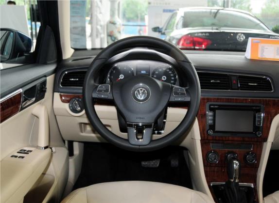 朗逸 2013款 1.6L 自动豪华版 中控类   驾驶位