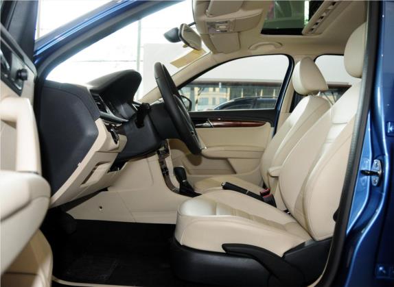 朗逸 2013款 1.6L 自动豪华版 车厢座椅   前排空间