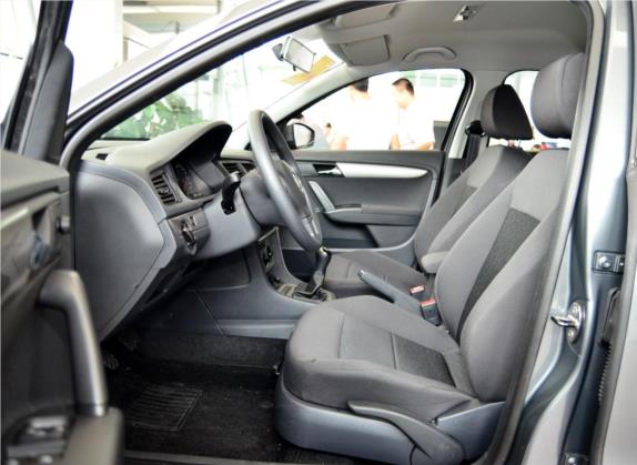 朗逸 2013款 1.6L 手动风尚版 车厢座椅   前排空间