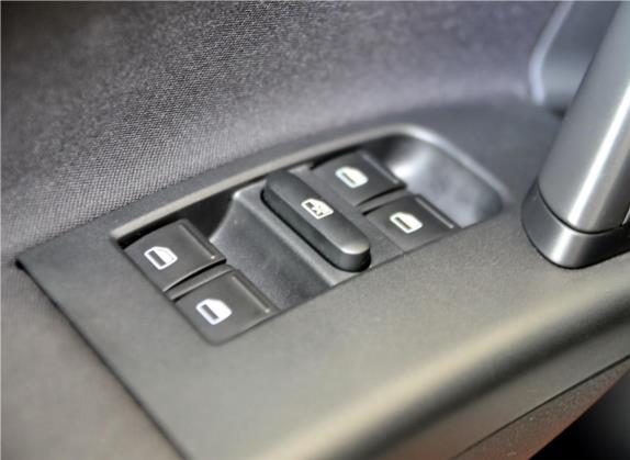 朗逸 2013款 1.6L 手动风尚版 车厢座椅   门窗控制