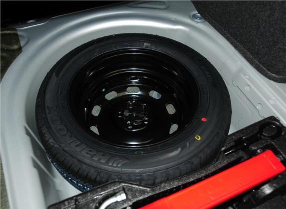 朗逸 2013款 1.6L 自动舒适版 其他细节类   备胎