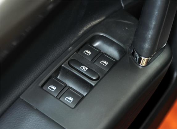 朗逸 2013款 1.6L 自动舒适版 车厢座椅   门窗控制