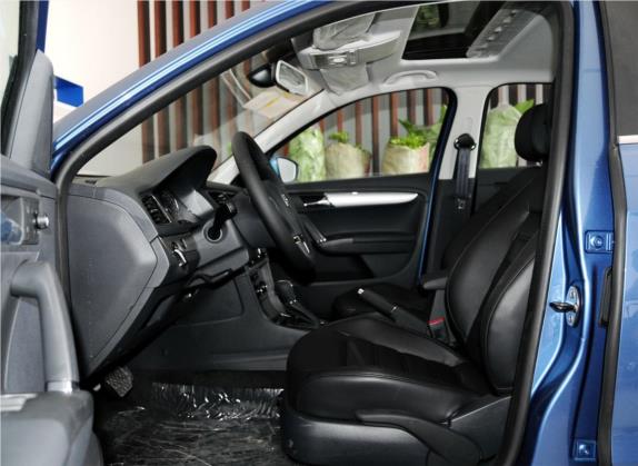 朗逸 2013款 1.4TSI DSG豪华导航版 车厢座椅   前排空间