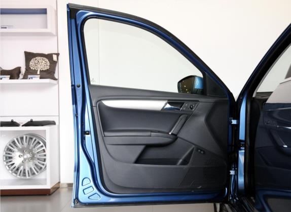 朗逸 2013款 1.4TSI DSG豪华导航版 车厢座椅   前门板
