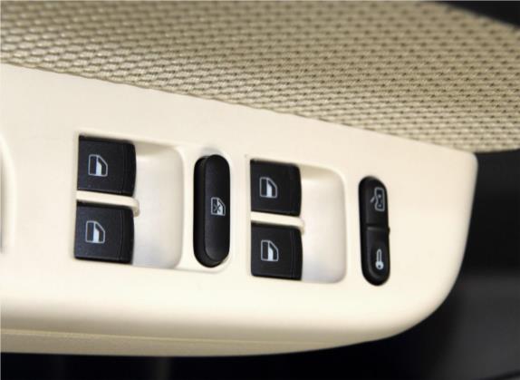 朗逸 2013款 经典 1.6L 手动风尚版 车厢座椅   门窗控制