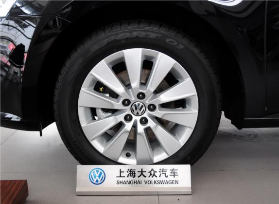 朗逸 2013款 改款经典 1.6L 自动舒适版 其他细节类   前轮