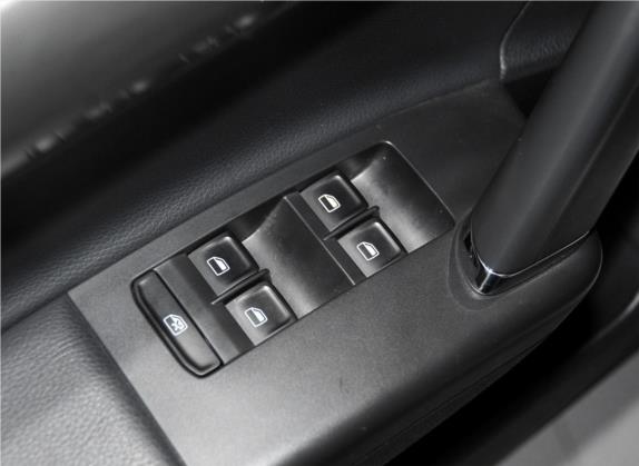 朗逸 2013款 改款 1.4TSI 手动舒适版 车厢座椅   门窗控制