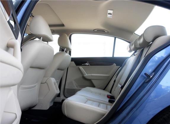 朗逸 2013款 改款 1.4TSI DSG豪华版 车厢座椅   后排空间