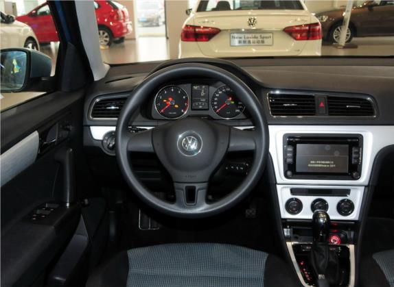 朗逸 2014款 1.4TSI DSG蓝驱技术版 中控类   驾驶位
