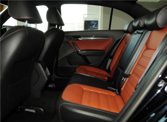 朗逸 2014款 1.6L 自动运动版 车厢座椅   后排空间