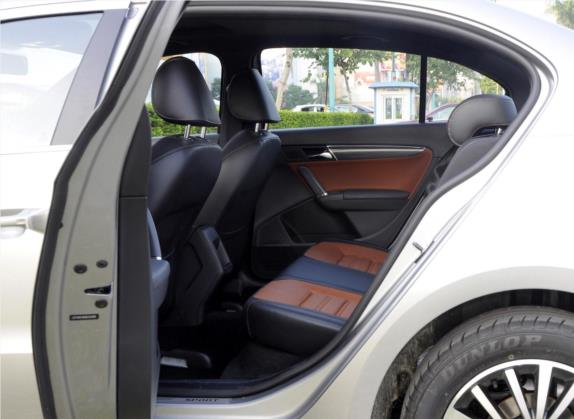 朗逸 2014款 1.4TSI DSG运动版 车厢座椅   后排空间