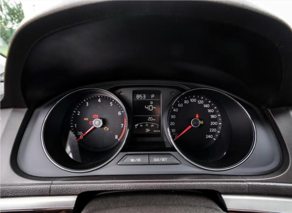 朗逸 2015款 230TSI DSG豪华版 中控类   仪表盘