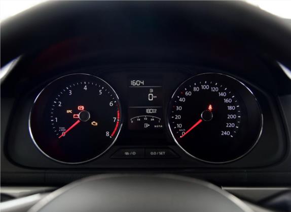 朗逸 2015款 1.6L 手动舒适版 中控类   仪表盘