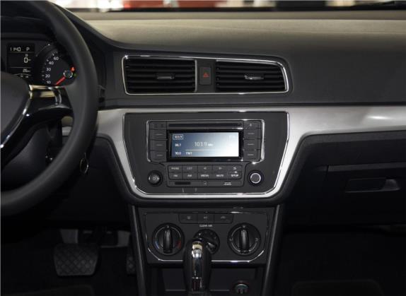 朗逸 2015款 1.6L 自动舒适版 中控类   中控台