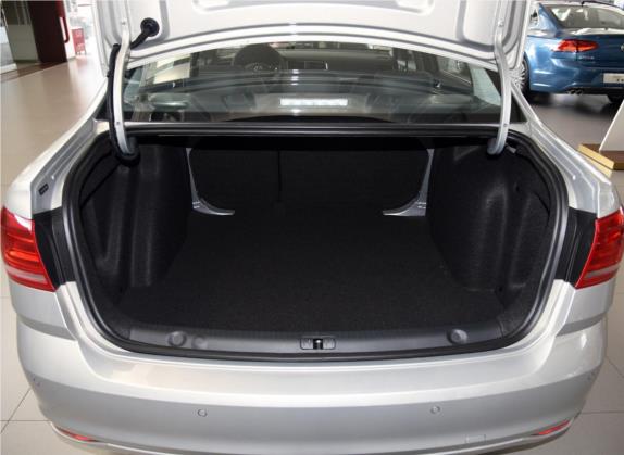 朗逸 2015款 1.6L 自动舒适版 车厢座椅   后备厢