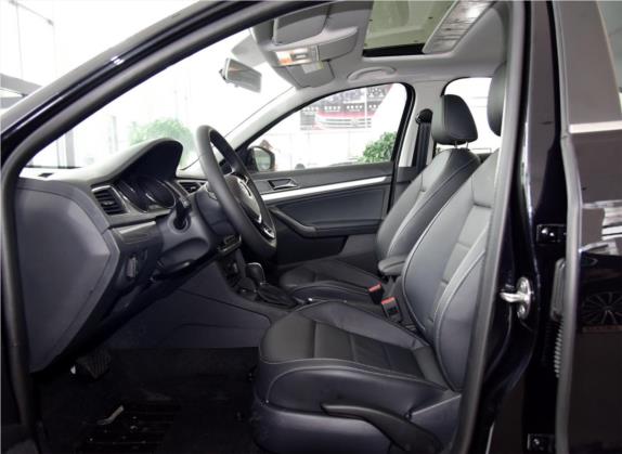 朗逸 2015款 230TSI DSG舒适版 车厢座椅   前排空间