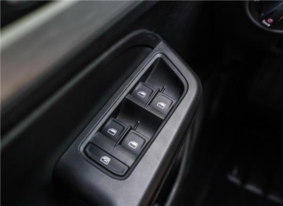 朗逸 2015款 1.2TSI DSG蓝驱技术版 车厢座椅   门窗控制